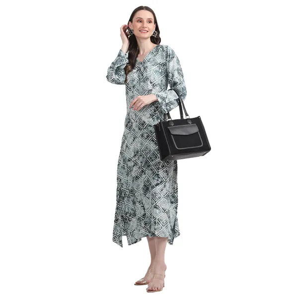 Black_Canvas_Premium_Handbag_For_Women