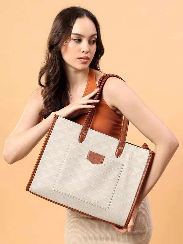 Beige_And_Tan_Pu_Premium_Laptop_Tote_Bag_For_Women