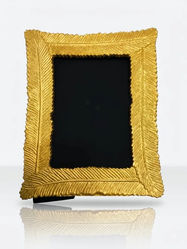 Gold_Aluminum_Embossed_Feather_Antique_Gold_Photo_Frame