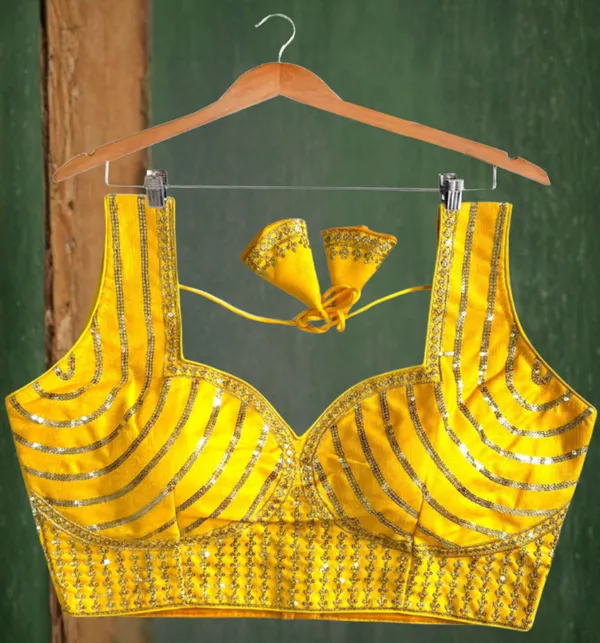 Drishti_Fashion_Sweetheart_Neck_Women_Blouse_()