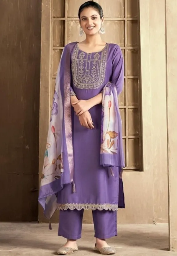 Drishti_Fashion_Embroidered_Kurta,_Salwar_&_Dupatta_Set_()