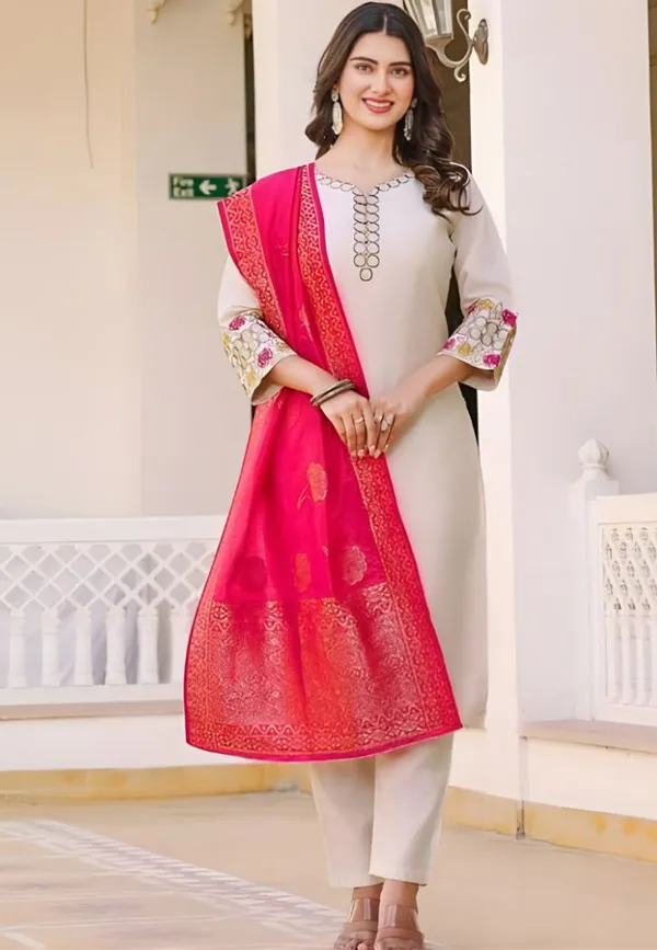 Drishti_Fashion_Embroidered_Kurta,_Salwar_&_Dupatta_Set_()