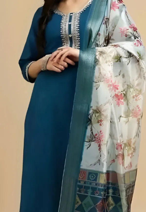 Drishti_Fashion_Embroidered_Kurta,_Salwar_&_Dupatta_Set_()