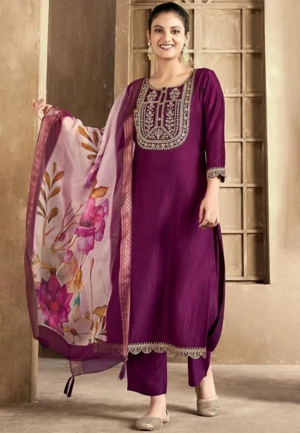 Drishti_Fashion_Embroidered_Kurta,_Salwar_&_Dupatta_Set_()