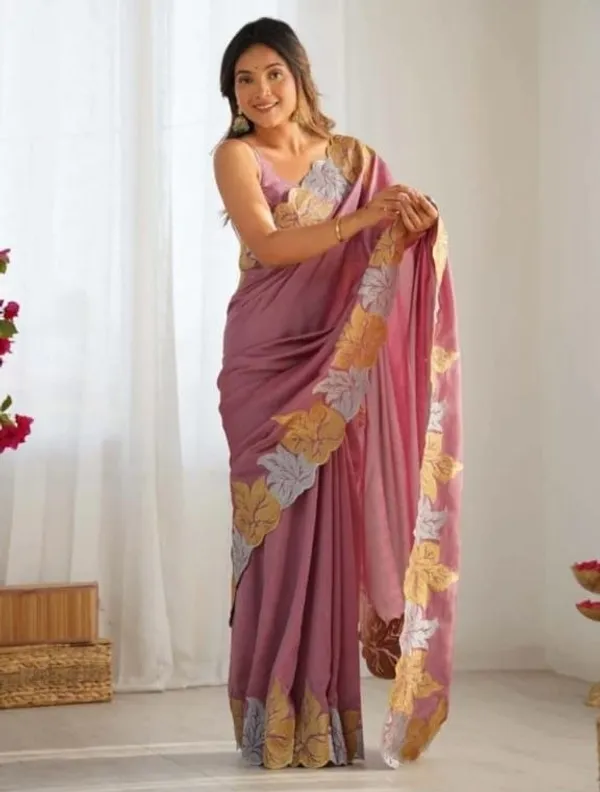 Blush_Mauve_Floral_Border_Saree