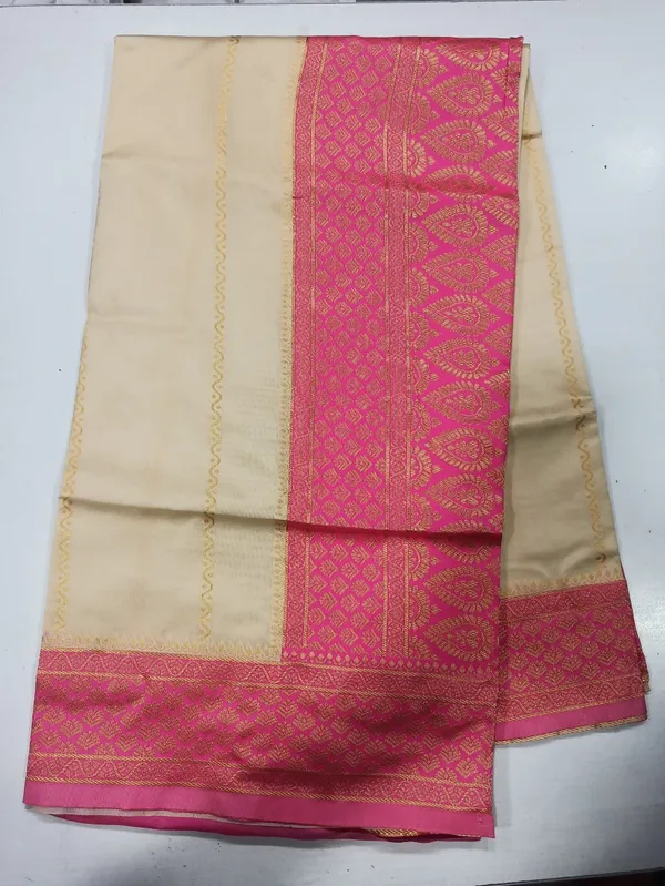 Elegant_Ivory_Purple_Zari_Border_Saree