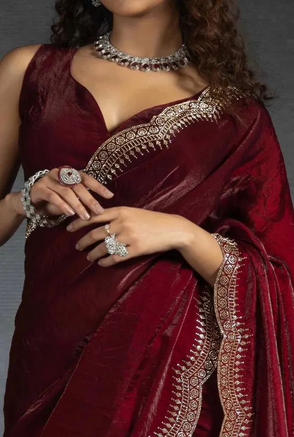 Womens_Maroon_Diamond_Border_Designer_Saree