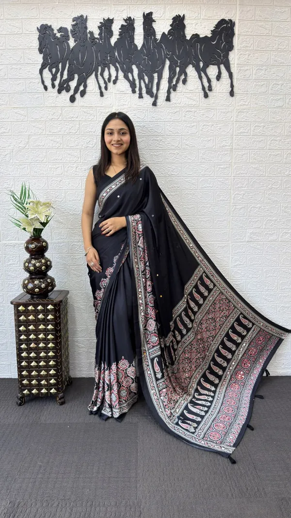 Womens_Premium_Black_Ajrakh_Printed_Cotton_Blend_Saree_With_Designer_Border_And_Tassel_Pallu