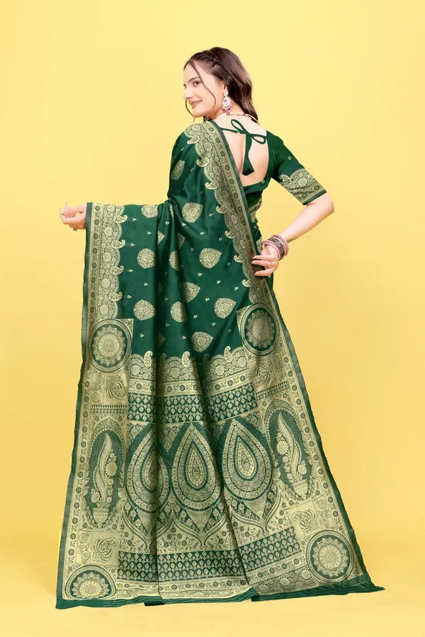 Womens_Premium_Dark_Green_Banarasi_Silk_Blend_Saree_With_Rich_Golden_Zari_Weaving