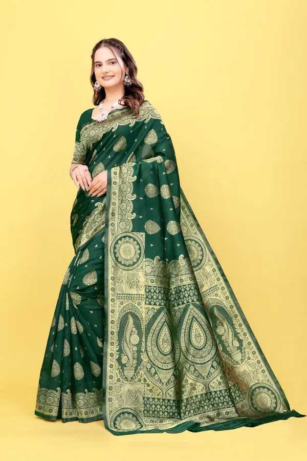 Womens_Premium_Dark_Green_Banarasi_Silk_Blend_Saree_With_Rich_Golden_Zari_Weaving