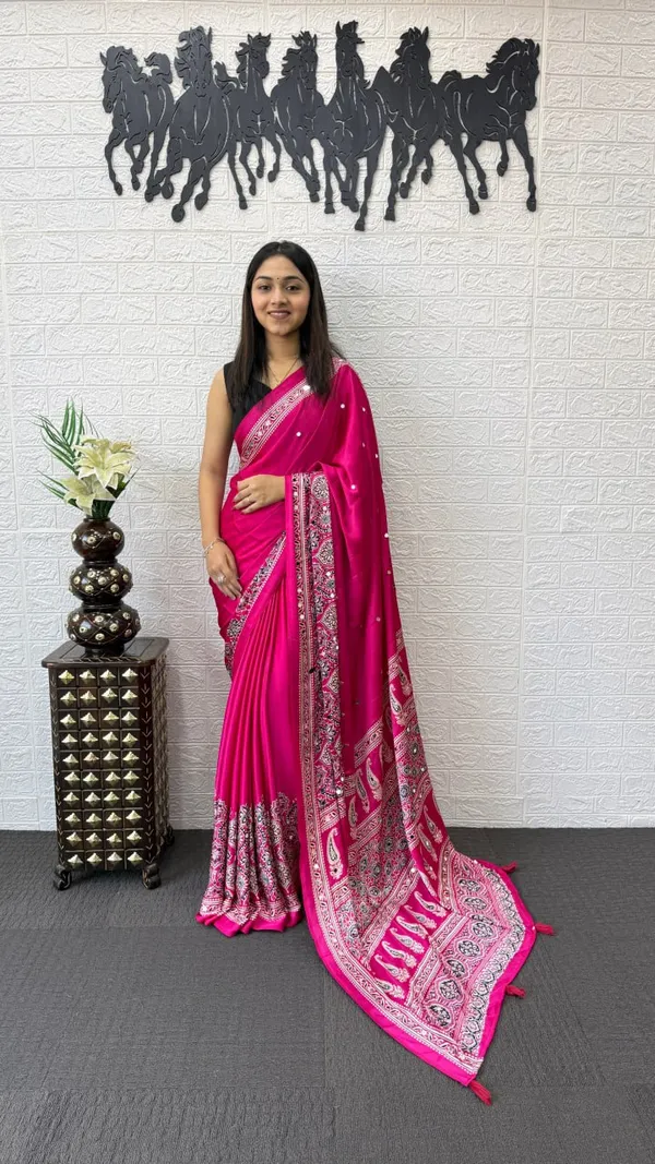 Women’s_Rani_Pink_Printed_Designer_Saree_with_Traditional_Paisley_Border