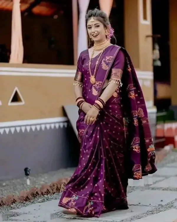 Women’s_Wine_Purple_Designer_Saree_with_Floral_Print_&_Traditional_Border