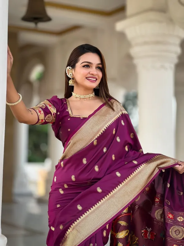 Women’s_Wine_Purple_Designer_Saree_with_Peacock_Print_&_Golden_Zari_Border