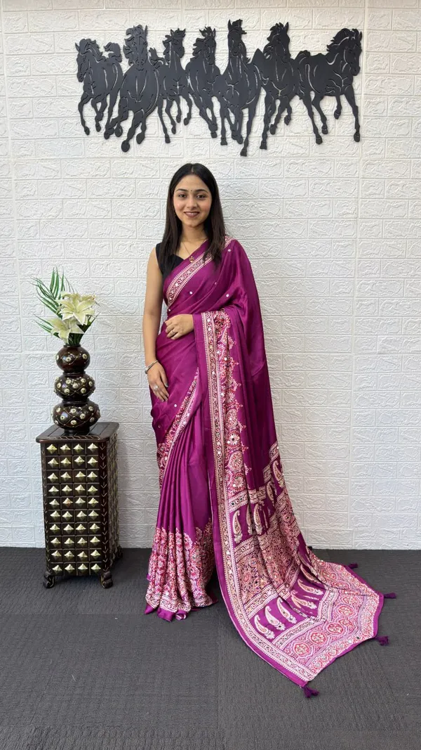 Women’s_Wine_Purple_Printed_Designer_Saree_with_Traditional_Paisley_Border