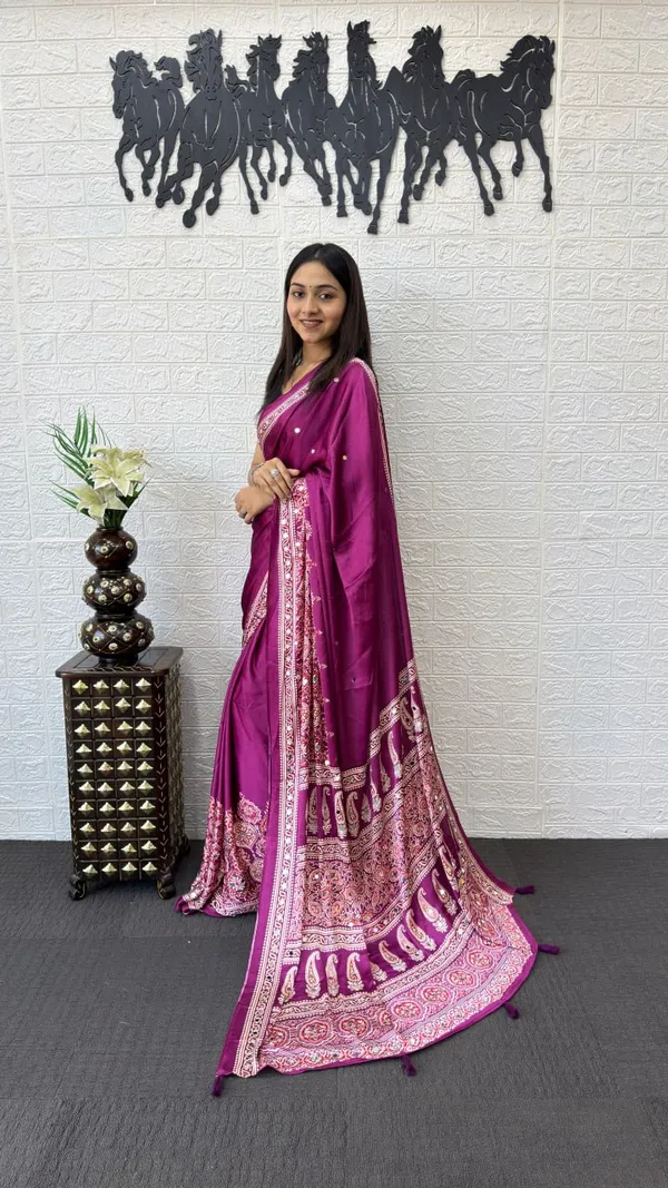 Women’s_Wine_Purple_Printed_Designer_Saree_with_Traditional_Paisley_Border