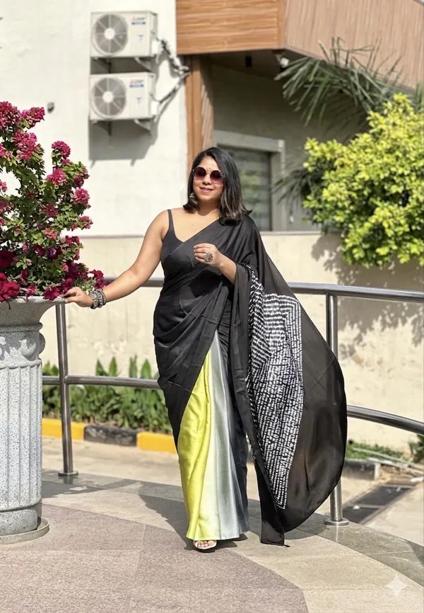 Black_Printed_Satin_Saree_with_Contrast_Pallu_for_Women