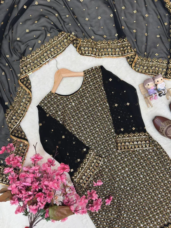 Beautiful_Georgette_Kurti_Plazzo_Dupatta_Set