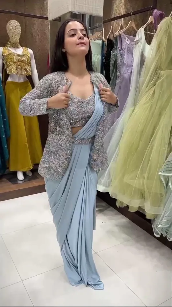 Bollywood_Glam_Designer_Drape_Saree_with_Jacket_&_Belt