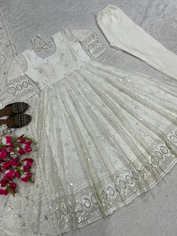 Designer_Anarkali_Suit_with_Heavy_Slim_Georgette