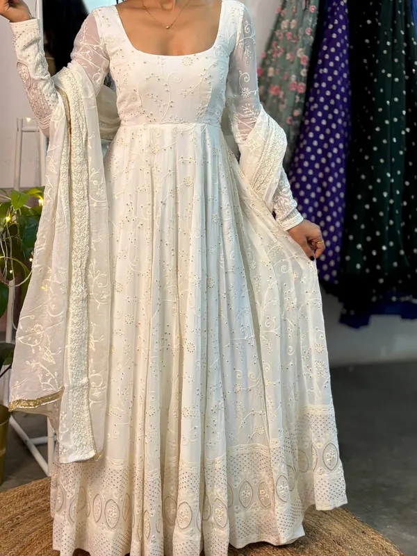 Designer_Anarkali_Suit_with_Heavy_Slim_Georgette