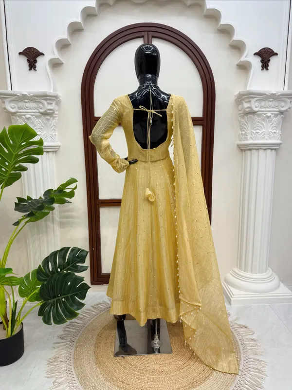 Designer_Gown_with_Pent_Set