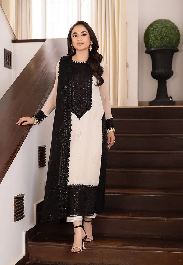 Designer_Pakistani_Top_With_Pent_Set