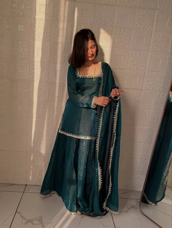 Designer_Party_Top_Pallazo_&_Dupatta_Set