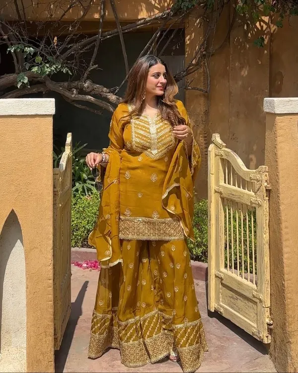 Designer_Party_Top_Pallazo_&_Dupatta_Set