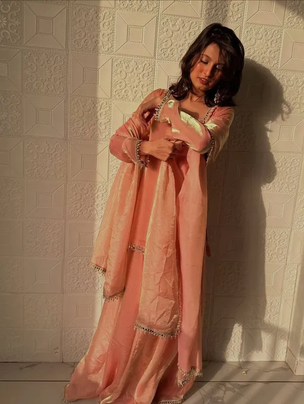 Designer_Party_Top_Pallazo_&_Dupatta_Set