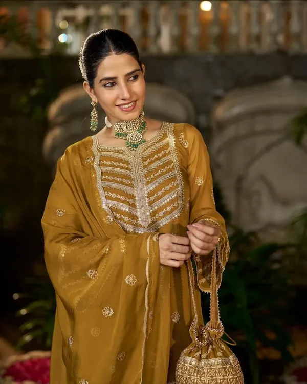 Designer_Party_Top_Pallazo_&_Dupatta_Set