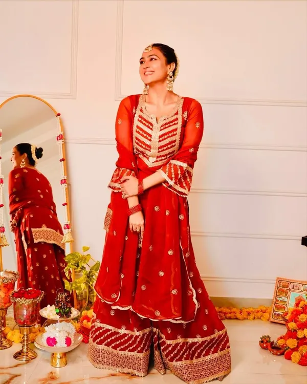 Designer_Party_Top_Pallazo_&_Dupatta_Set