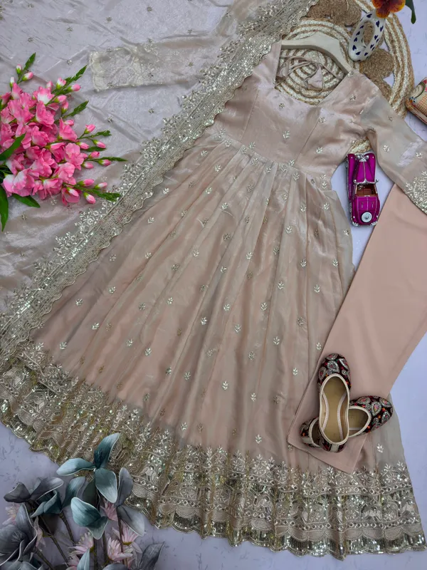 Designer_Party_Wear_Gown_Set