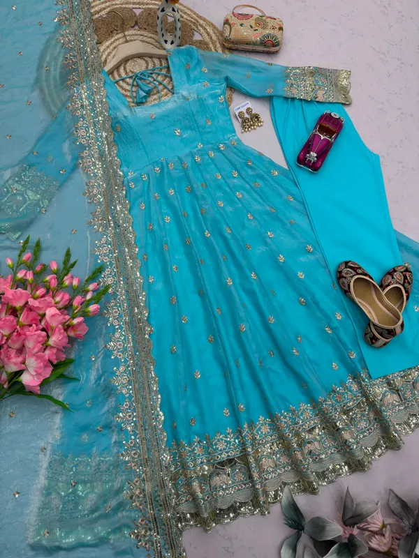 Designer_Party_Wear_Gown_Set