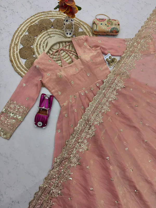 Designer_Party_Wear_Gown_Set