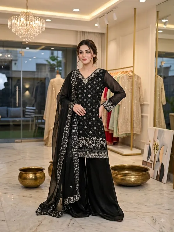 Designer_Plazzo_Pair_with_Beads_and_Sequence_Embroidery