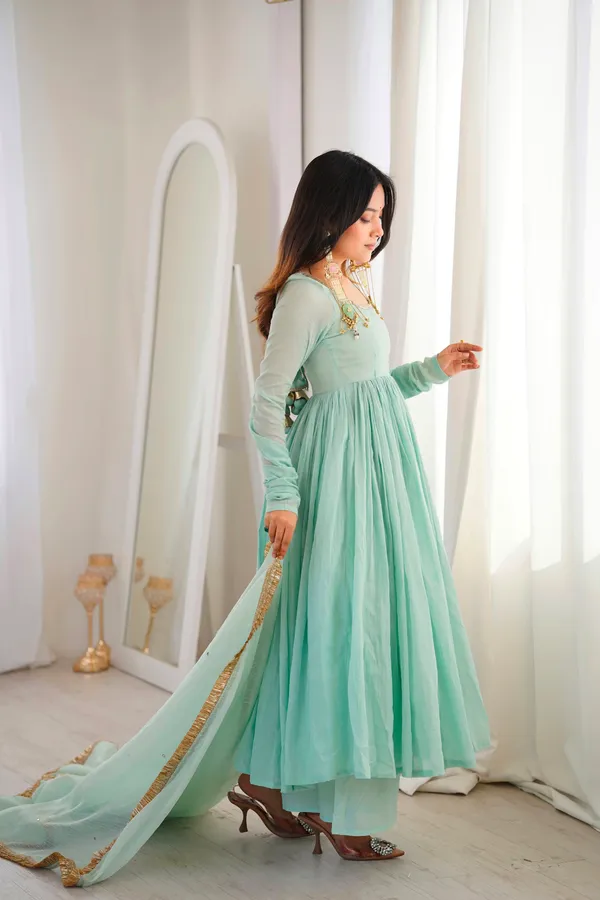 Elegant_Designer_Anarkali_Three_Piece_Set
