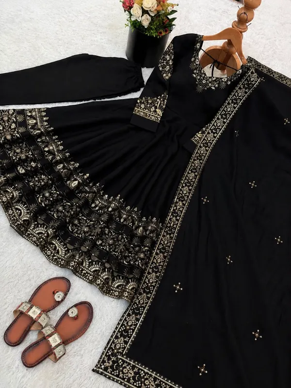 Elegant_Embroidered_Sequence_Designer_Anarkali_Three_Piece_Set