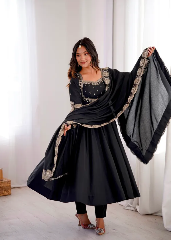 Elegant_Embroidered_Sequence_Designer_Anarkali_Three_Piece_Set