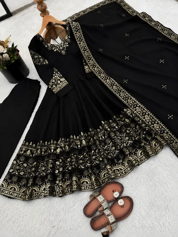 Elegant_Embroidered_Sequence_Designer_Anarkali_Three_Piece_Set