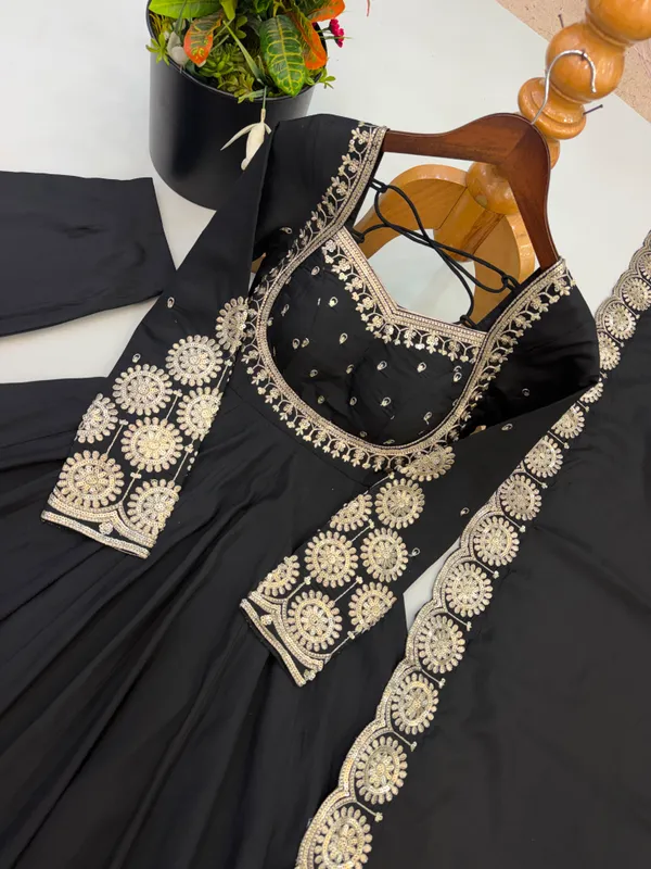 Elegant_Embroidered_Sequence_Designer_Anarkali_Three_Piece_Set