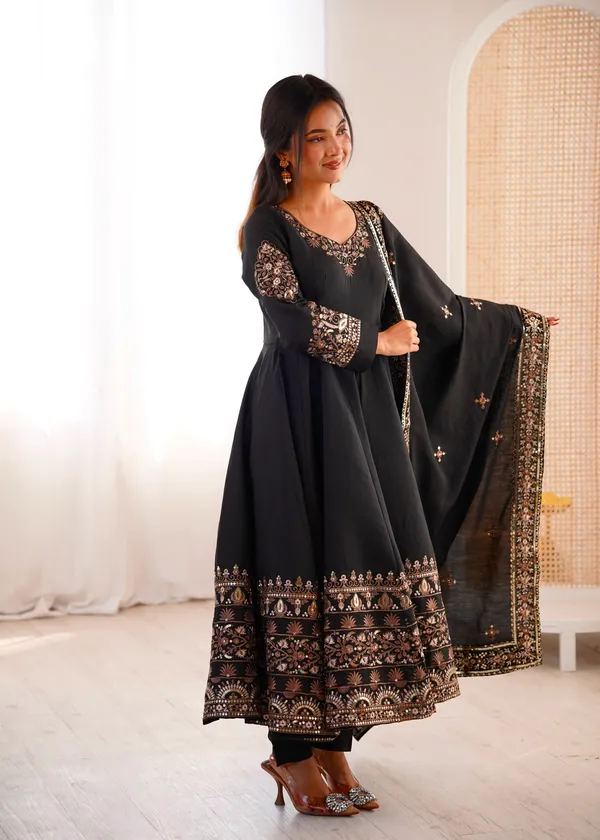 Elegant_Embroidered_Sequence_Designer_Anarkali_Three_Piece_Set