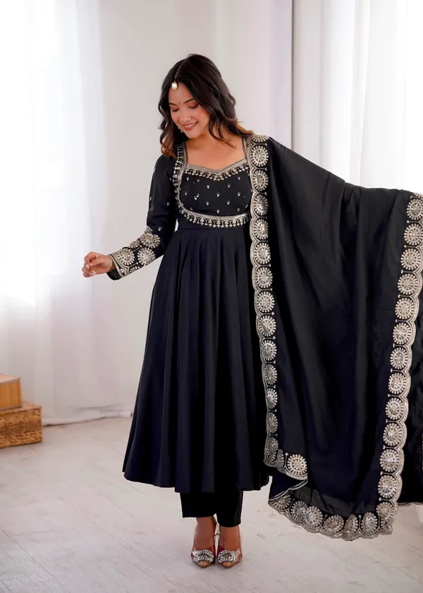 Elegant_Embroidered_Sequence_Designer_Anarkali_Three_Piece_Set
