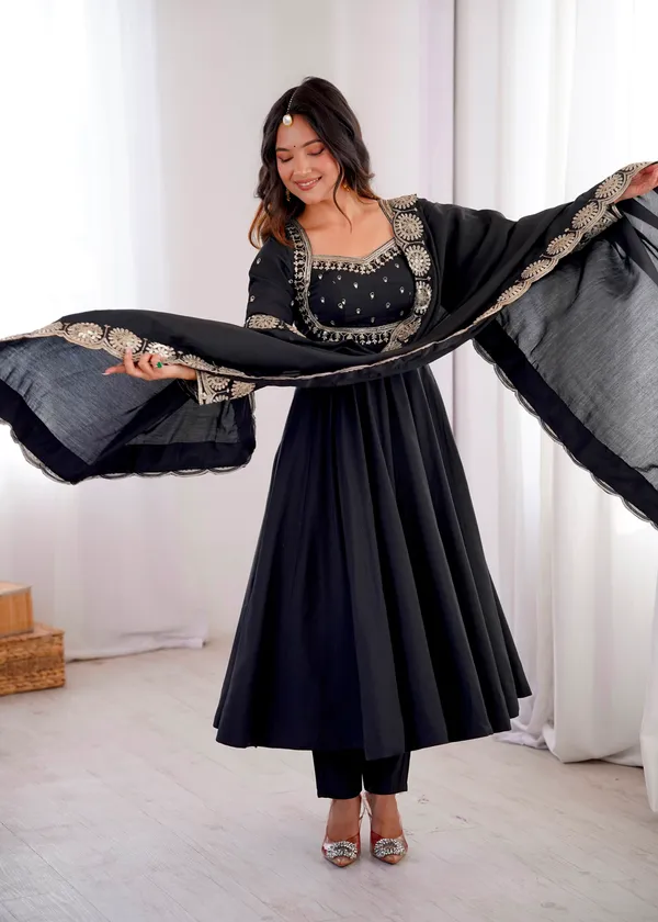 Elegant_Embroidered_Sequence_Designer_Anarkali_Three_Piece_Set