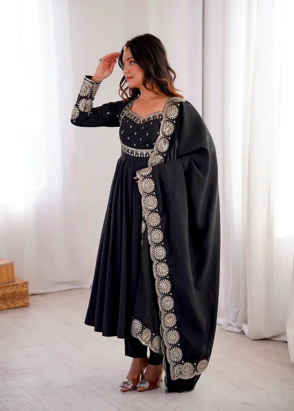 Elegant_Embroidered_Sequence_Designer_Anarkali_Three_Piece_Set