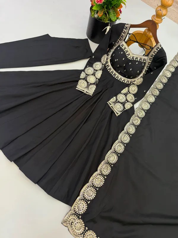 Elegant_Embroidered_Sequence_Designer_Anarkali_Three_Piece_Set