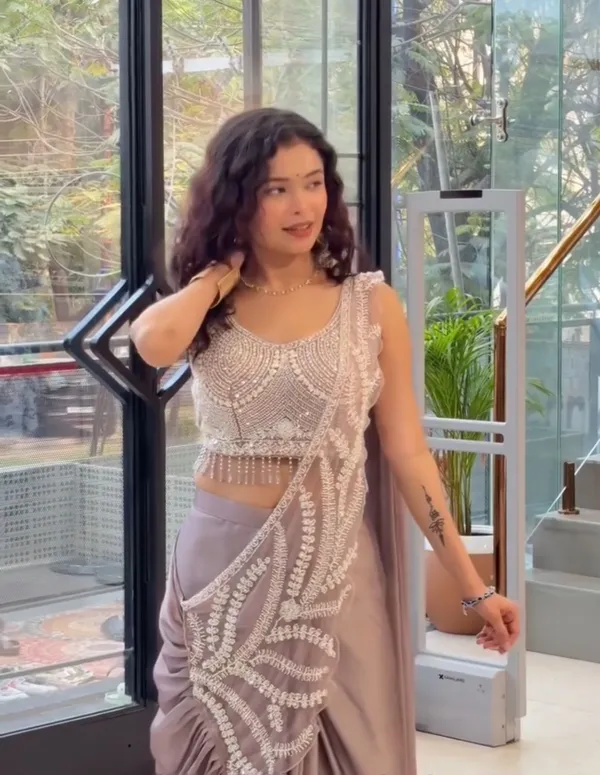 Embroidery_Sequence_Work_Ready-to-Wear_Saree_with_Blouse