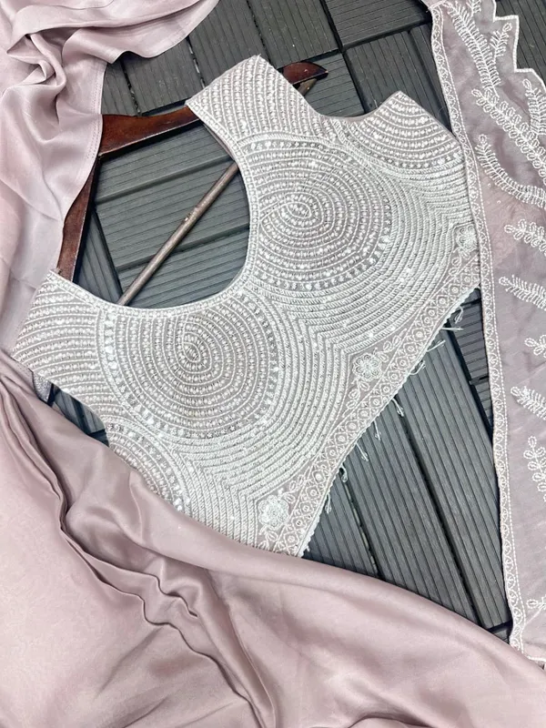 Embroidery_Sequence_Work_Ready-to-Wear_Saree_with_Blouse
