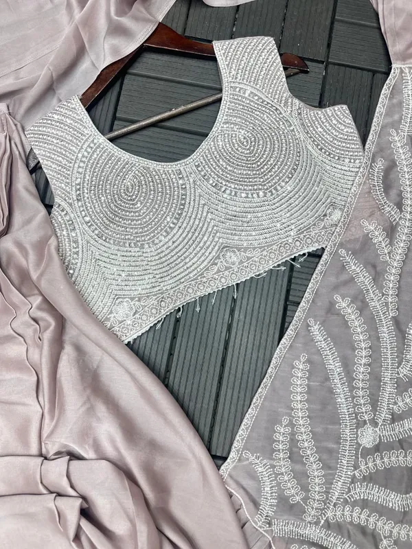 Embroidery_Sequence_Work_Ready-to-Wear_Saree_with_Blouse