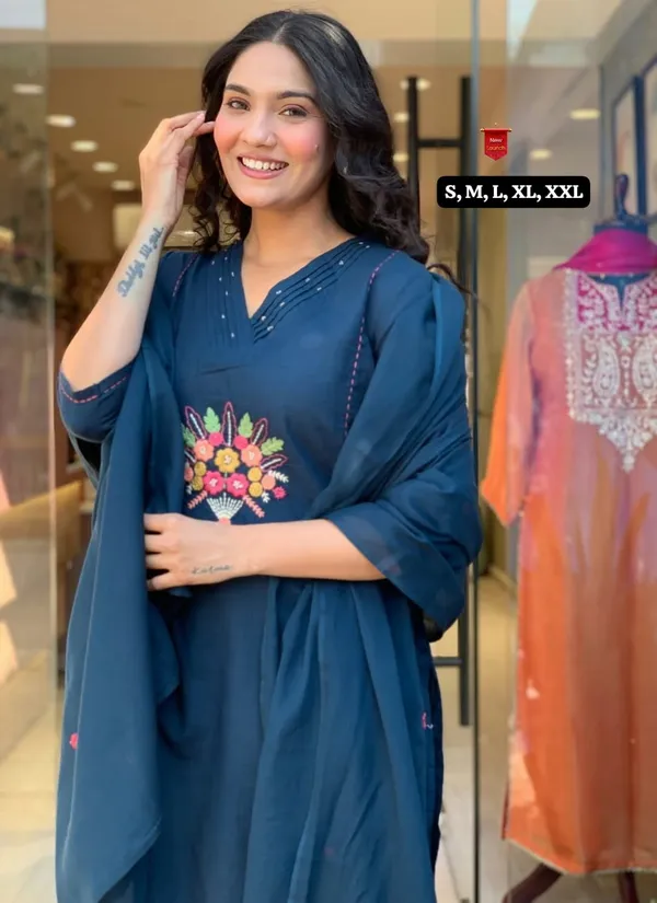 Exclusive_Eid_Special_Heavy_Rayon_Slub_Kurti_Pant_Dupatta_Set