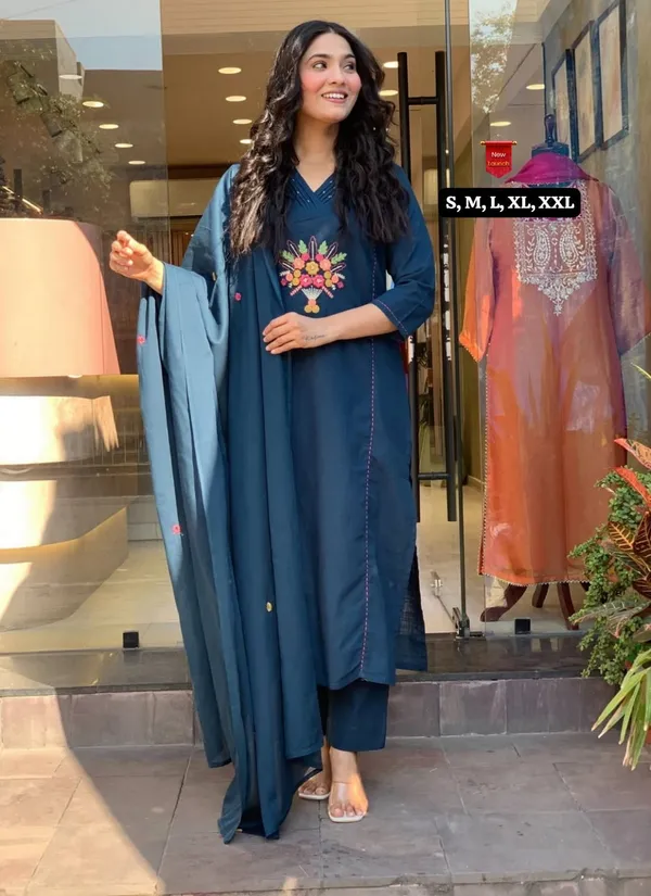 Exclusive_Eid_Special_Heavy_Rayon_Slub_Kurti_Pant_Dupatta_Set